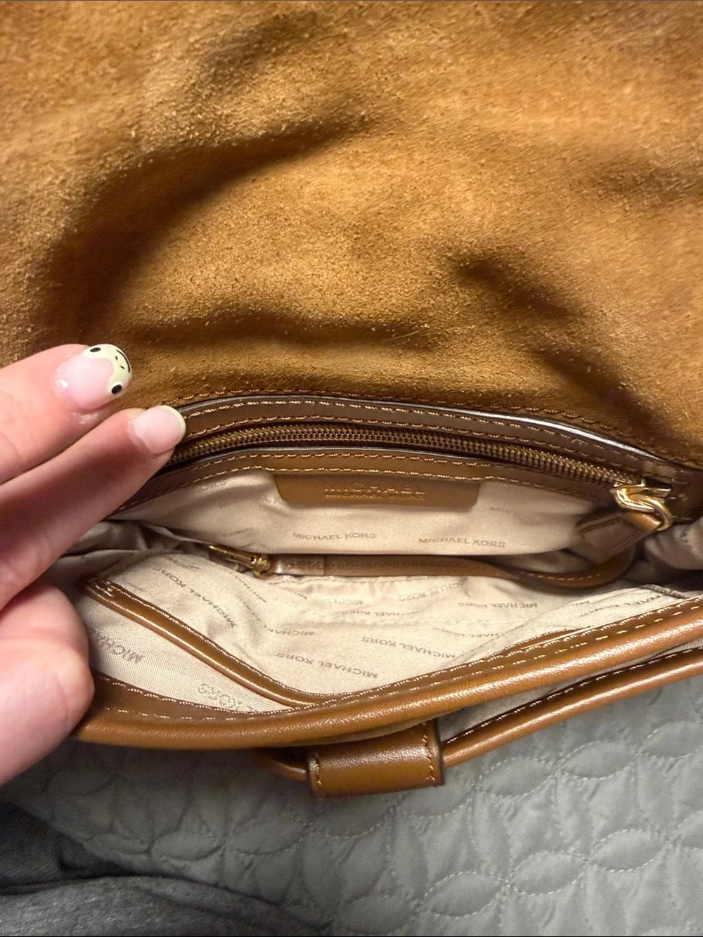 Michael Kors Hamilton Shearling Small Messenger Crossbody Bag Luggage Brown